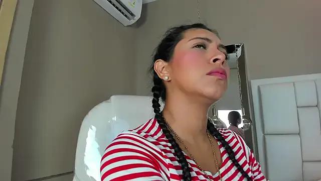 _BunnyNaugthy on StripChat