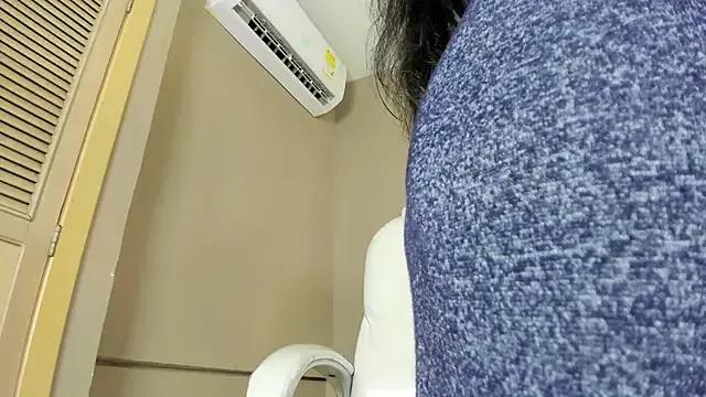 _BunnyNaugthy on StripChat