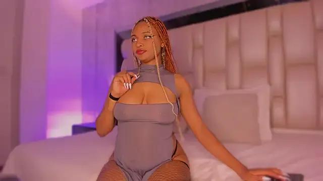 _CurlyGirl_ — Freechat on StripChat