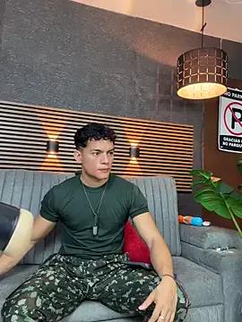 _EUFRATES_ on StripChat