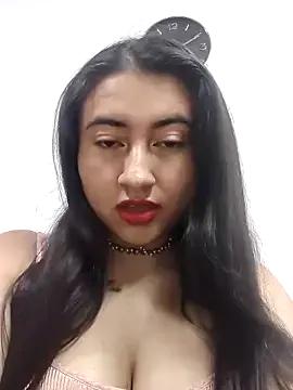 _Sarah-Office1 on StripChat