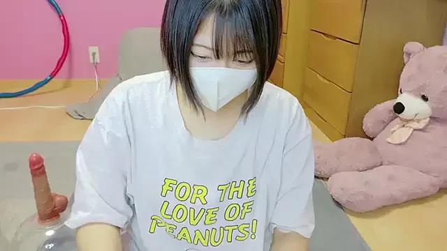 _usya_2525 on StripChat