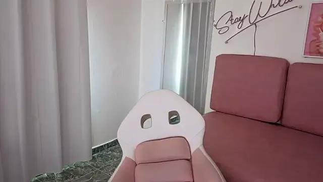 Adele_LatinLady on StripChat