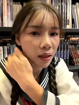 Adora188 on StripChat