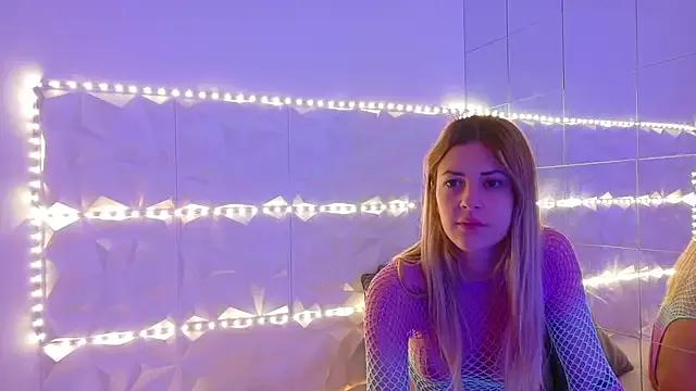 Aishha_ on StripChat