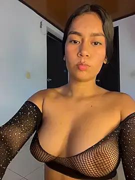 ALANAH_KITTY on StripChat