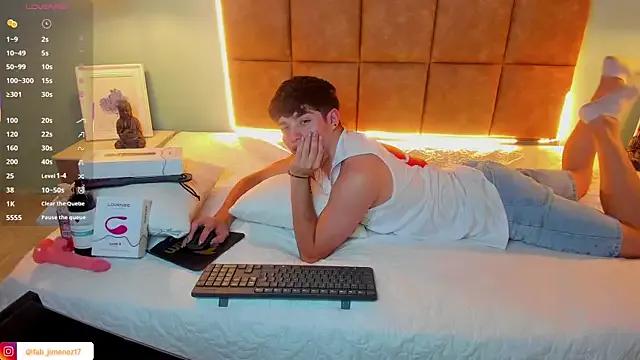 AlejooTwink on StripChat