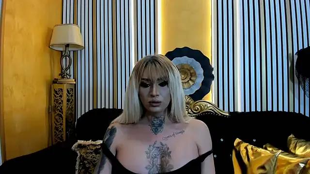 AlenaRios on StripChat