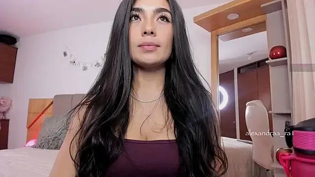 Alexandra_ra on StripChat