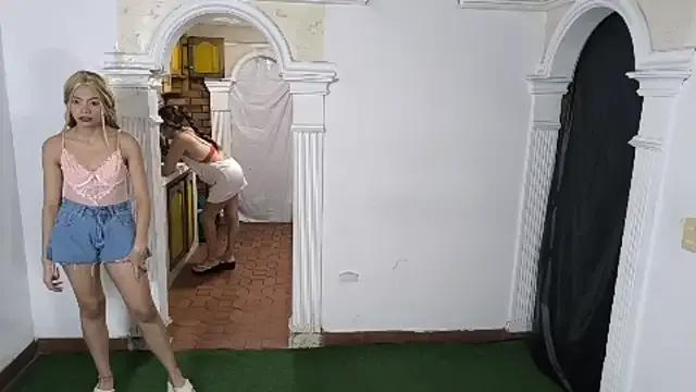 algmoon on StripChat