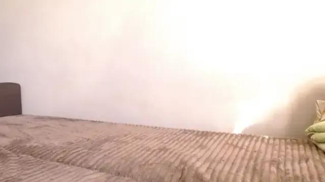 alice_inspires on StripChat