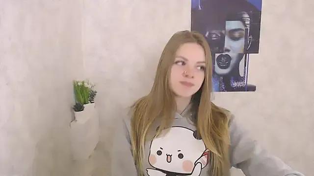 AliceFlirtt_ on StripChat