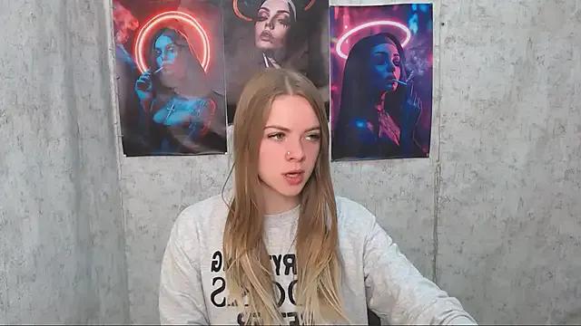 AliceFlirtt_ on StripChat