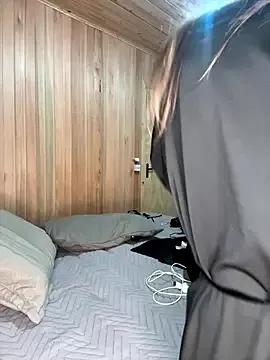 AliceStone19 on StripChat