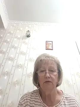 AlikaSwan5821 on StripChat