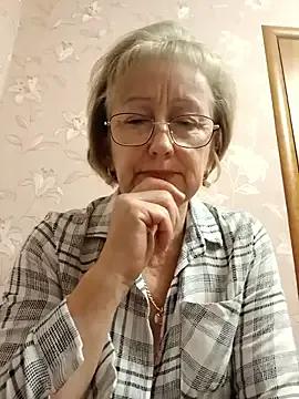 AlikaSwan5821 on StripChat