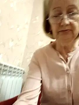 AlikaSwan5821 on StripChat