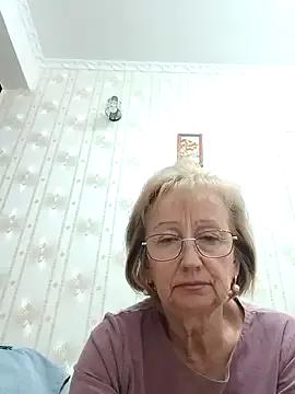 AlikaSwan5821 on StripChat