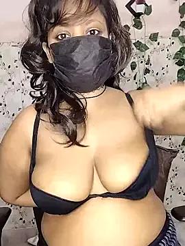 Alina_hot00 on StripChat