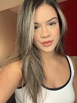 Alisha-Bond on StripChat