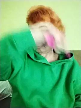 Alissa55552111 on StripChat