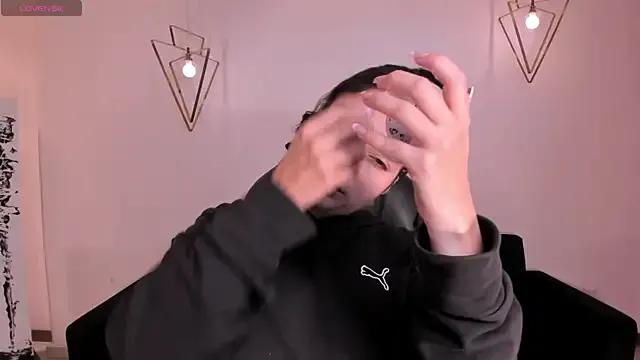 AllisonRogersX on StripChat