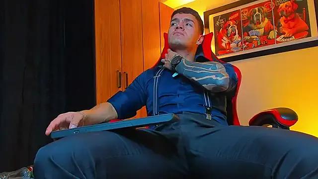 ALPHA_DOMINUS_ on StripChat