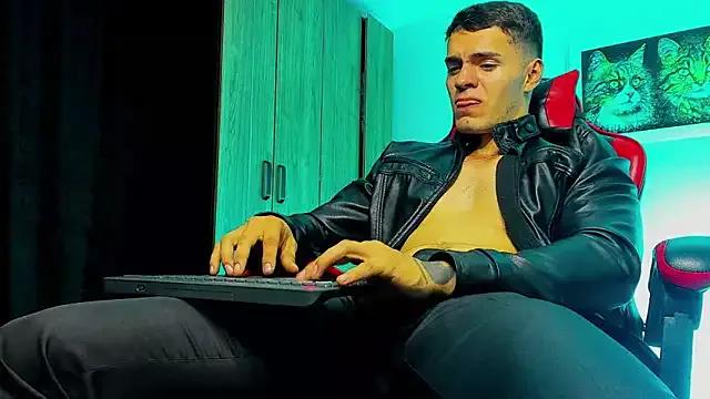 ALPHA_DOMINUS_ on StripChat