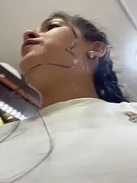 Alyha_Cortes on StripChat