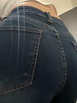 Alyha_Cortes on StripChat