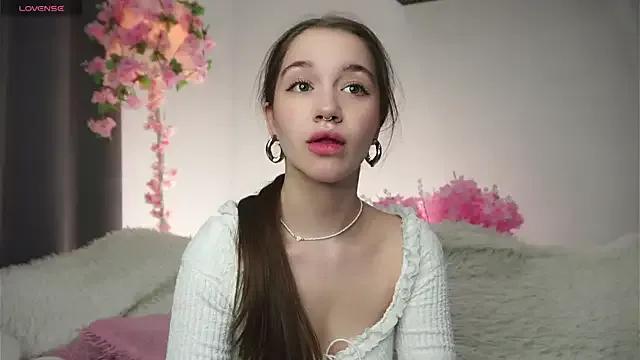 AmiLewis — Private on StripChat