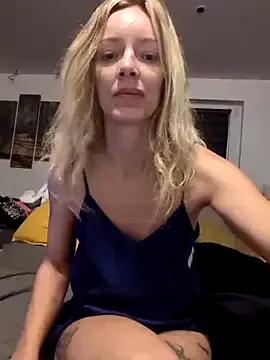 Ana-ya16 on StripChat
