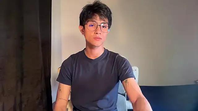 Angel_bunny2 on StripChat