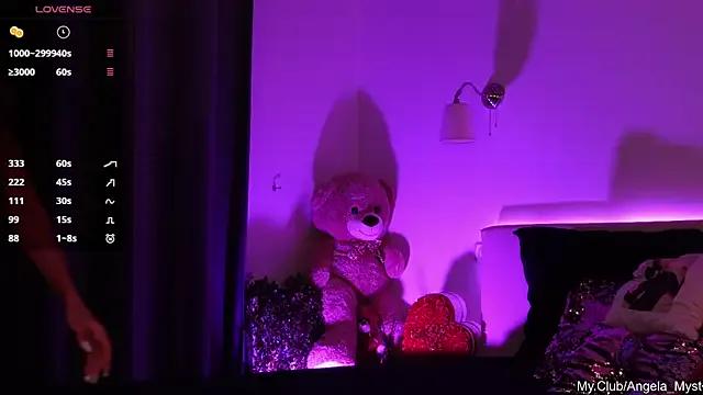 Angela_Myst on StripChat