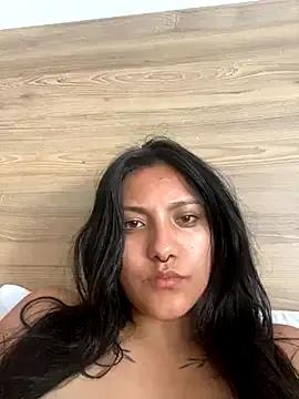 angellique_22 on StripChat