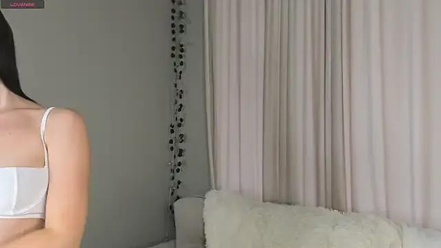 AngilaWineberg — make me dance