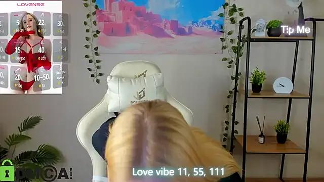 Anna_Chelsea on StripChat