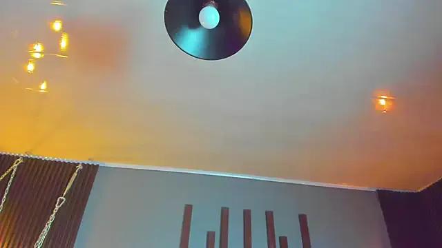 annie_barozzi on StripChat