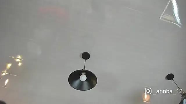 annie_barozzi on StripChat