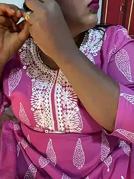 Anshi_qeen on StripChat