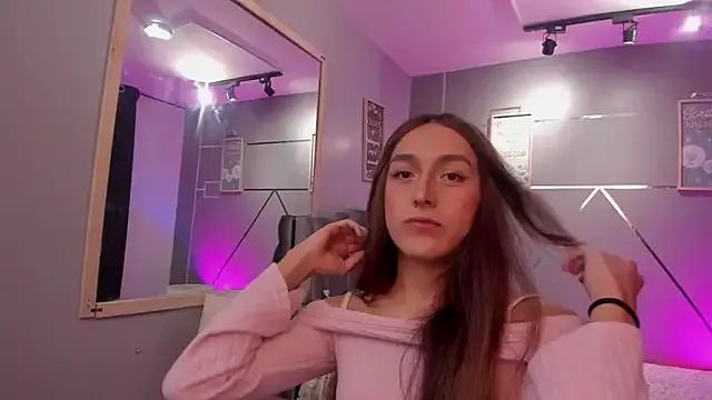 antonellastar24_ on StripChat