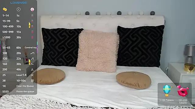 Anysa_Reye — butt plug in ass