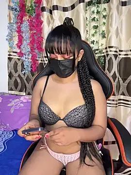 Ariana__Marie on StripChat