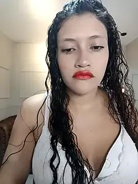 ArielBlossom___ on StripChat