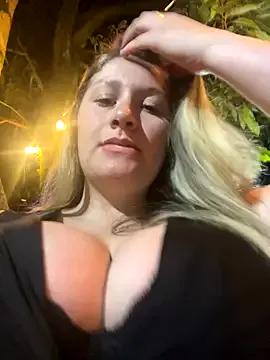 aurora_coldd on StripChat