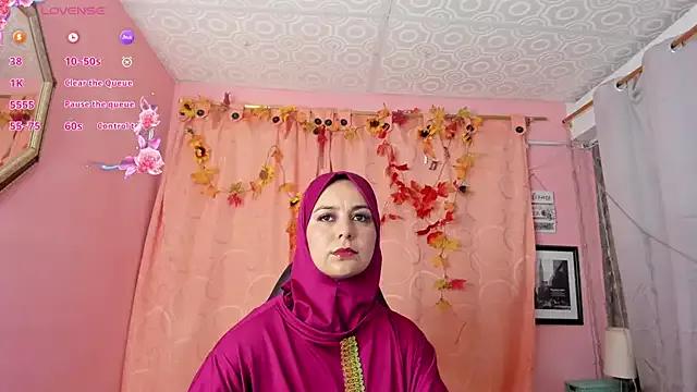 BadraSaadi on StripChat