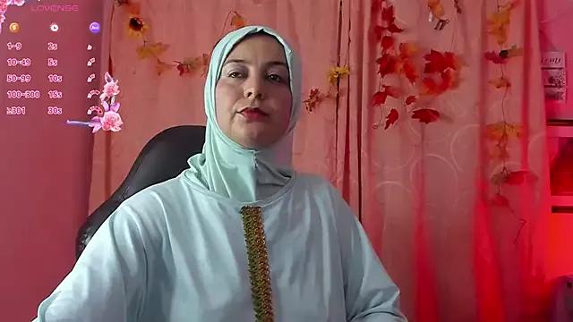 BadraSaadi on StripChat