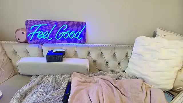 BarbieKarly on StripChat