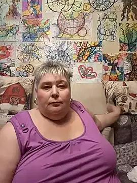 Baunti5555 — Doggy pose +video squirting