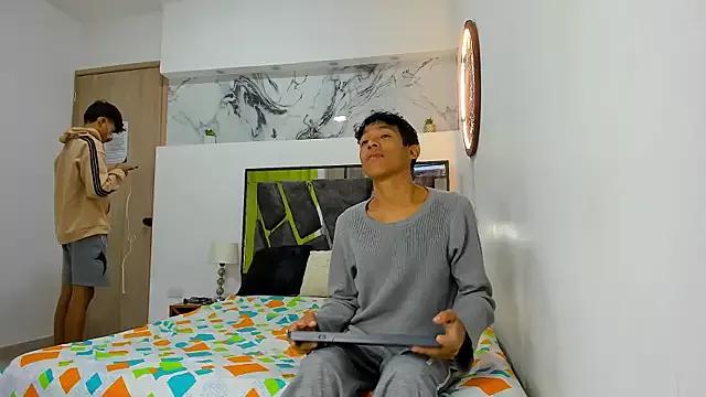 BEAUTY_BOYS1 on StripChat